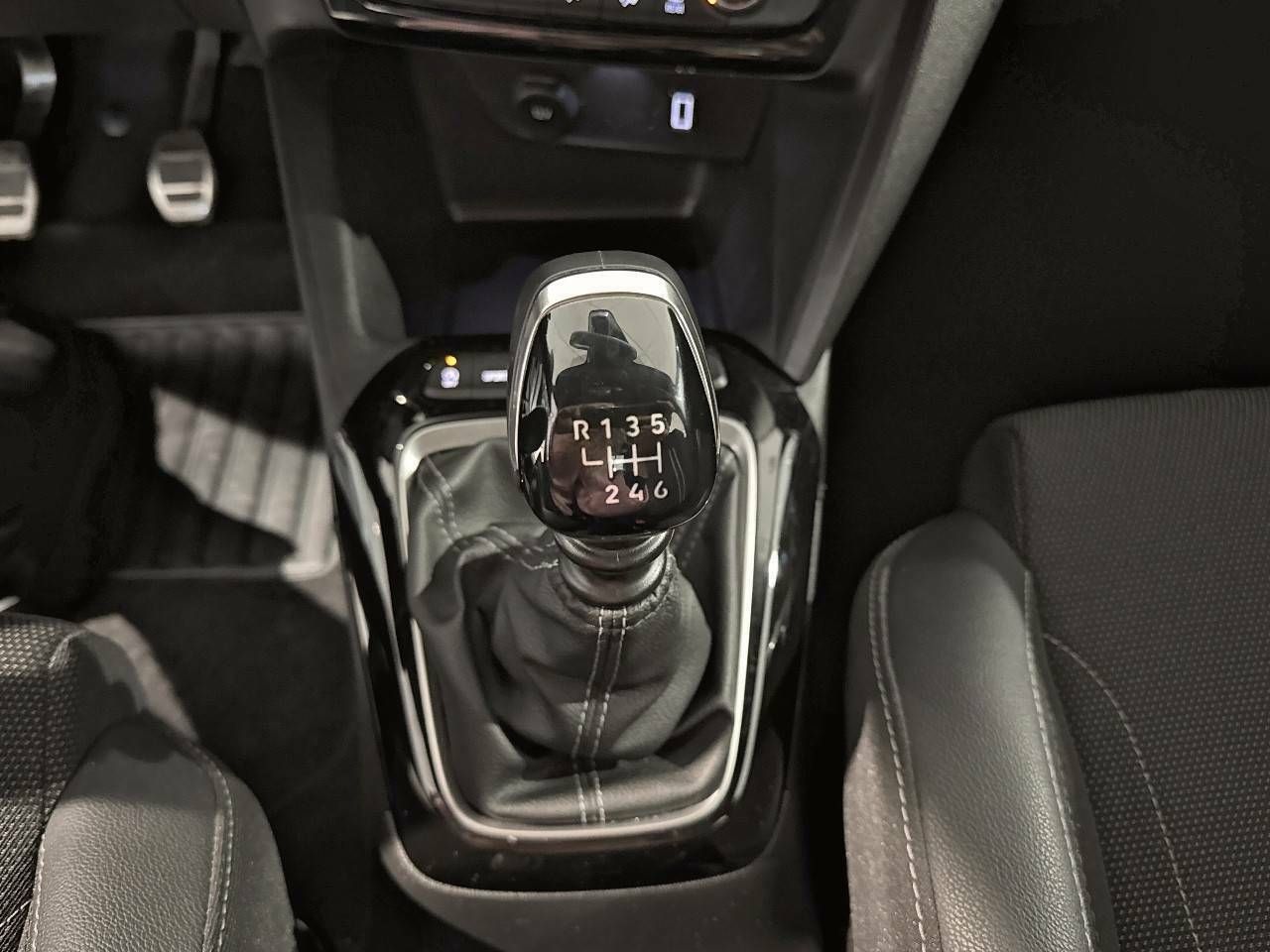 Opel Corsa  1.2T XHL 74kW (100CV) GS - Foto 2