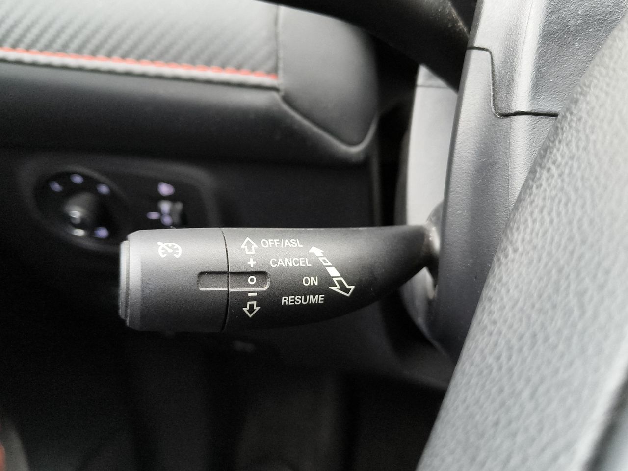 MG ZS 1.0T LUXURY AUTO 111 5P - Foto 2