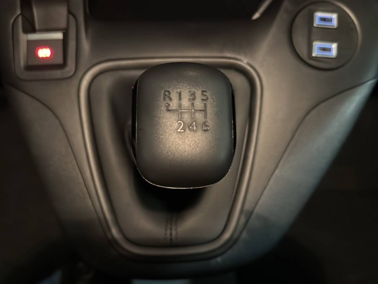 Opel Combo Cargo  100 Cv 1.5 Td S/S MT6 €6.4 - - Foto 2