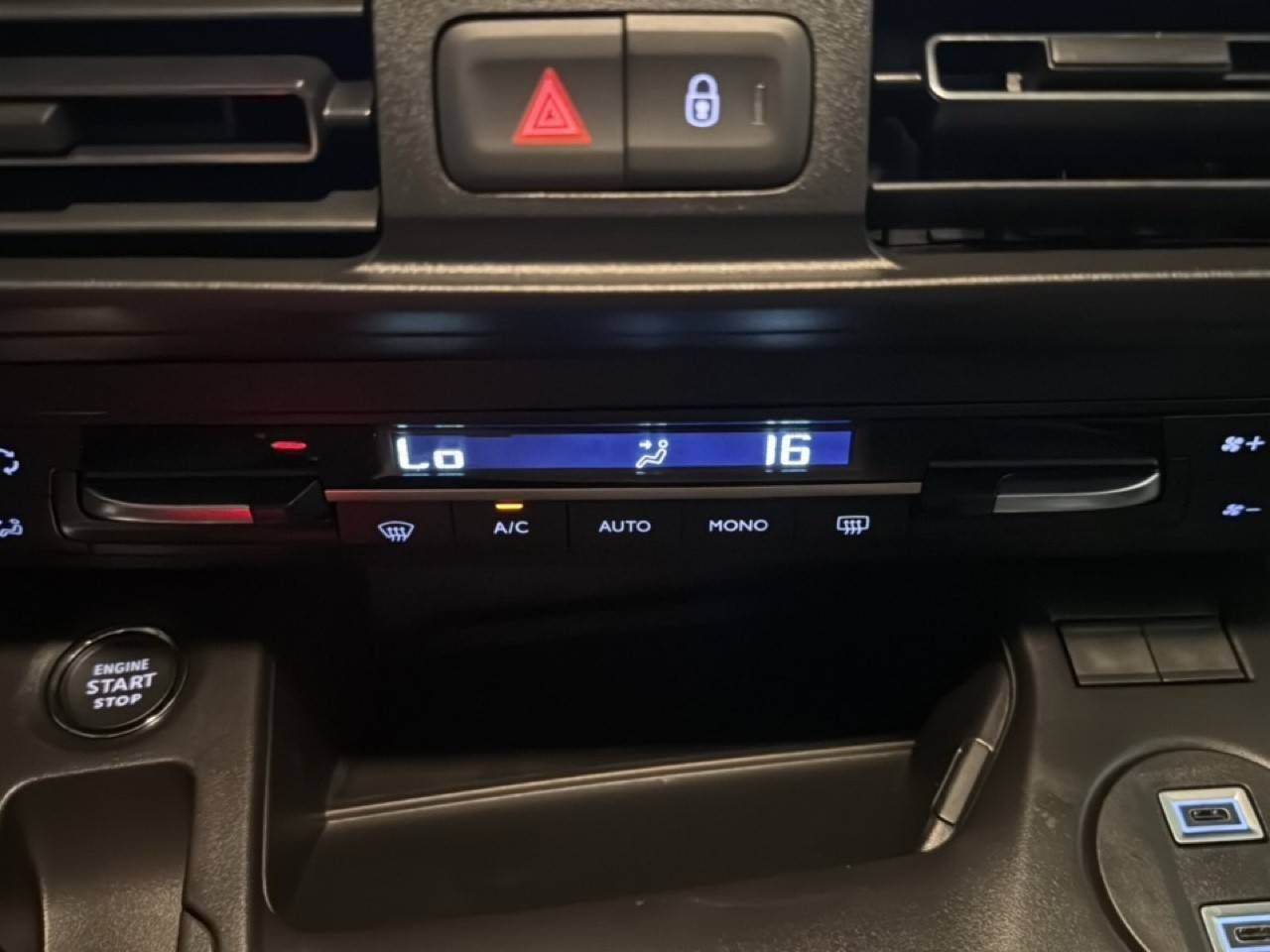 Opel Combo Cargo  100 Cv 1.5 Td S/S MT6 €6.4 - - Foto 2