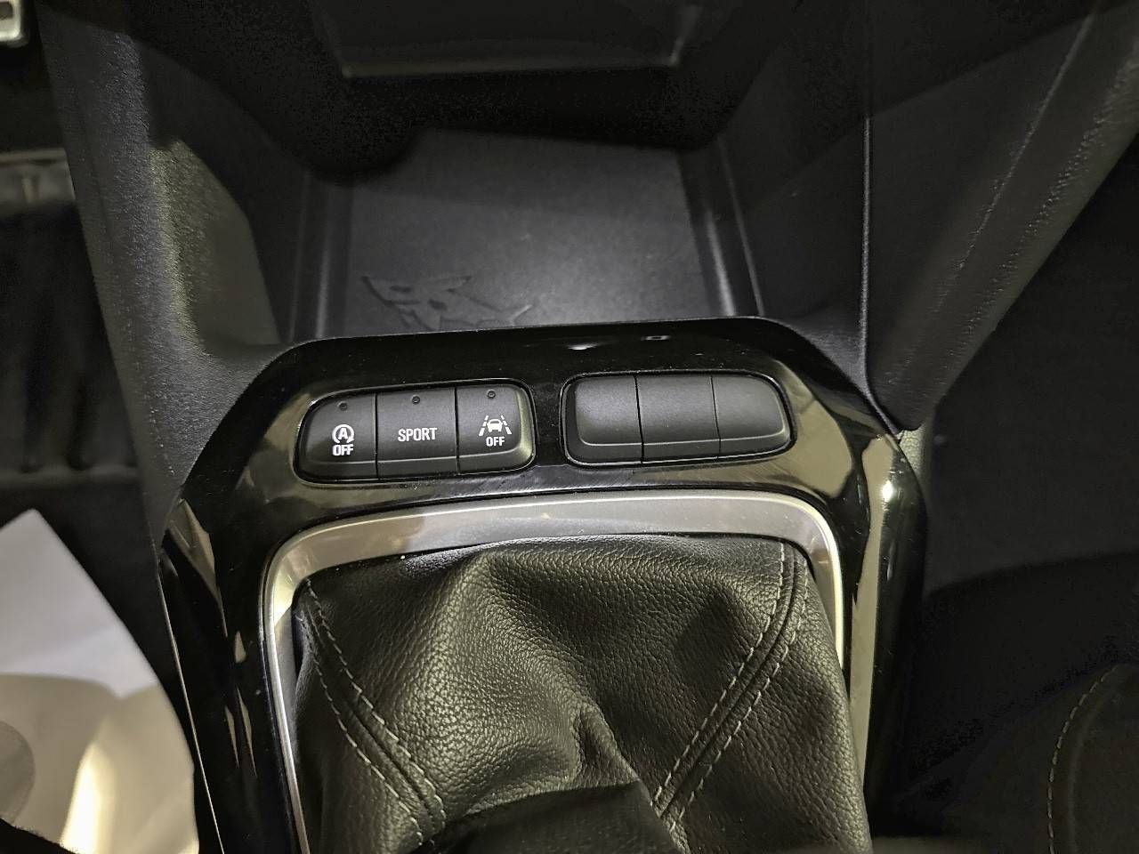 Opel Corsa  1.2T XHL 74kW (100CV) GS - Foto 2