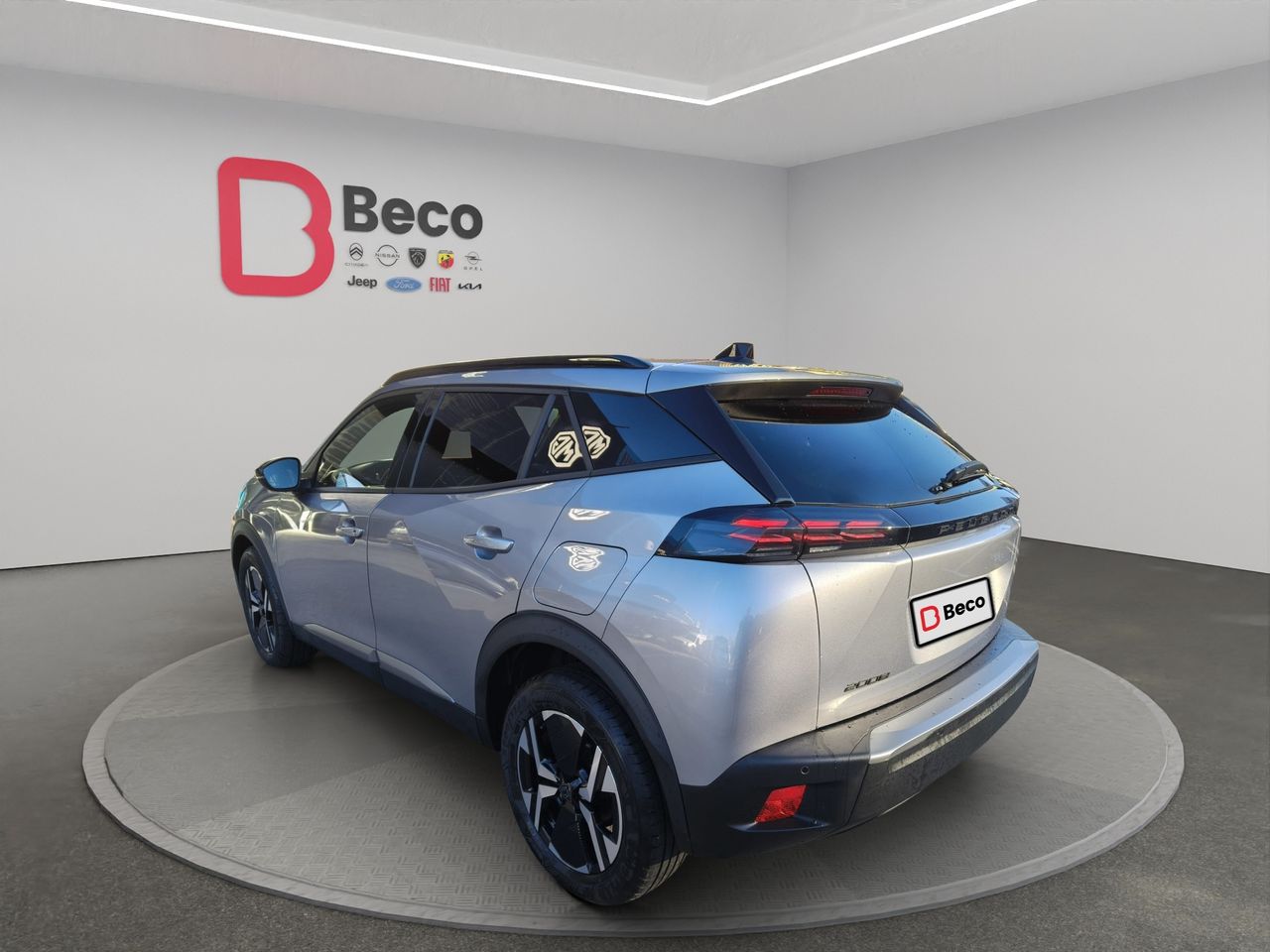 Peugeot 2008 1.2 PURETECH 100 S&S ALLURE 100 5P - Foto 2