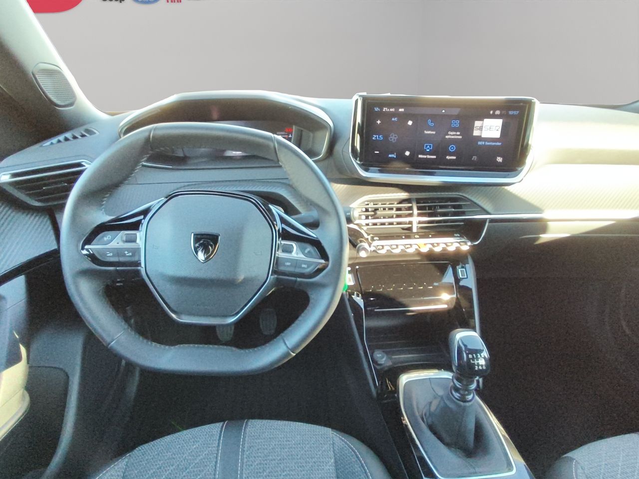 Peugeot 2008 1.2 PURETECH 100 S&S ALLURE 100 5P - Foto 2