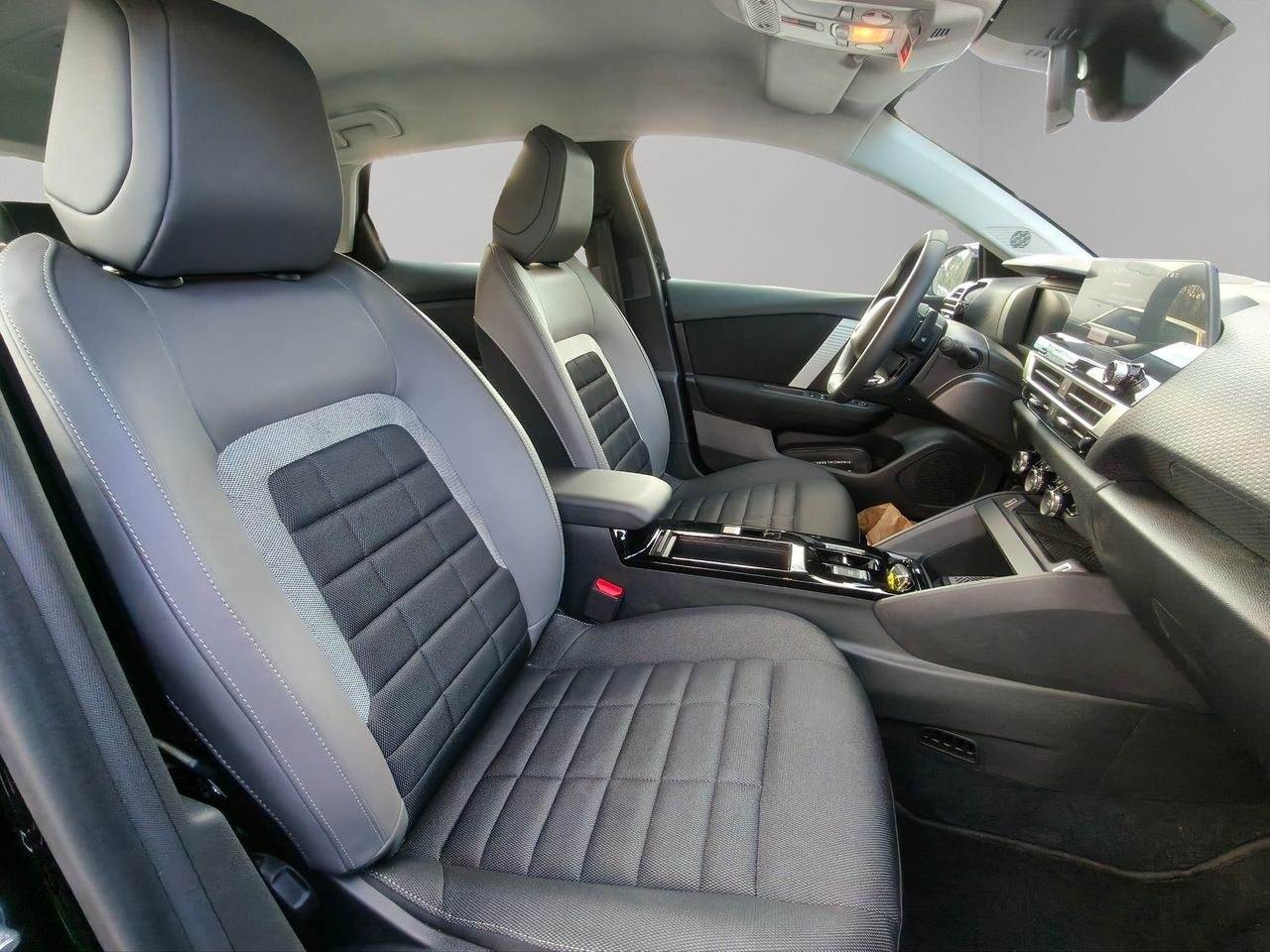 Citroën C4 1.2 HYBRID MHEV 136 EDCS6 BUSINESS ED 136 5P - Foto 2