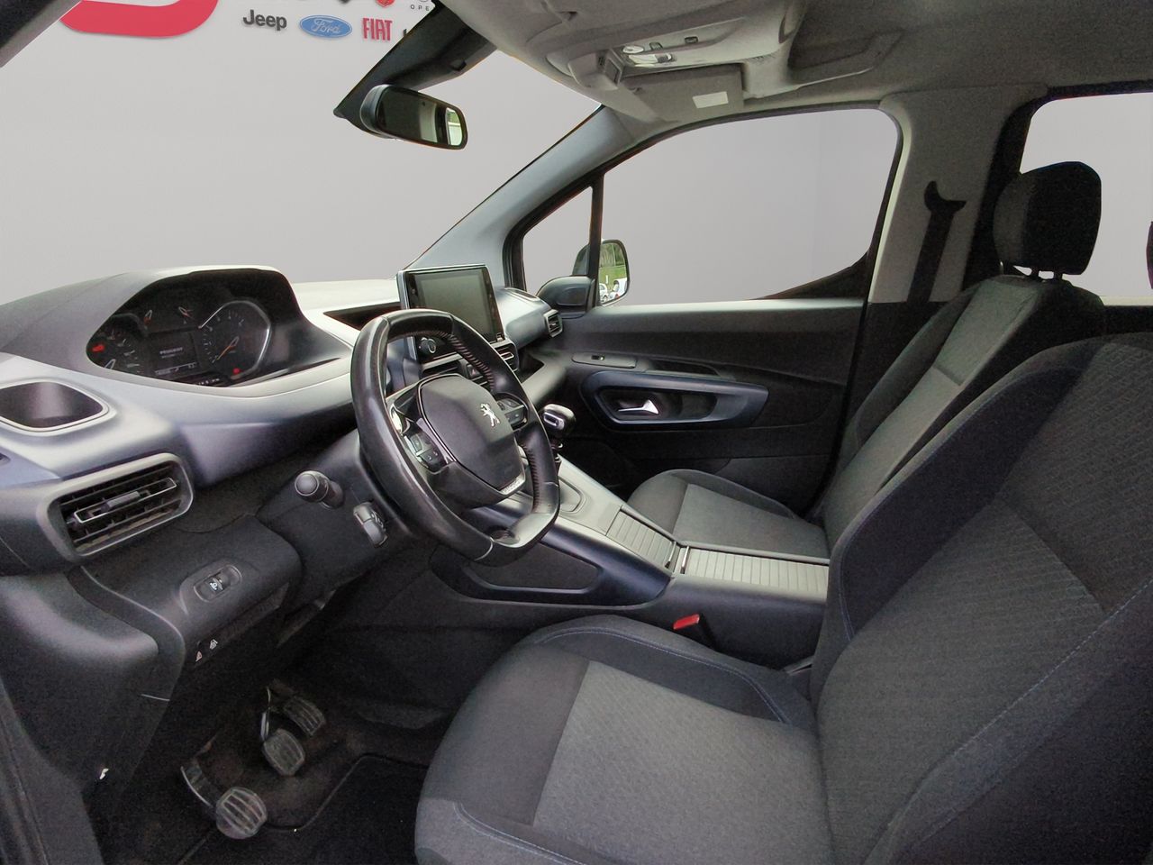 Peugeot Rifter 1.5 BLUEHDI ALLURE PACK LONG 6 SEAT 130 5P 6 PLZAS - Foto 2