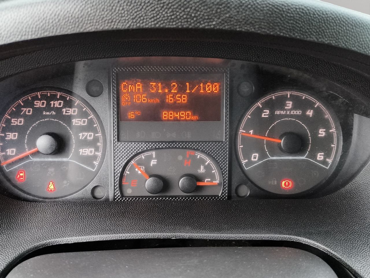 Fiat Ducato 2.2 MULTIJET 103KW L3H3 140 4P - Foto 2