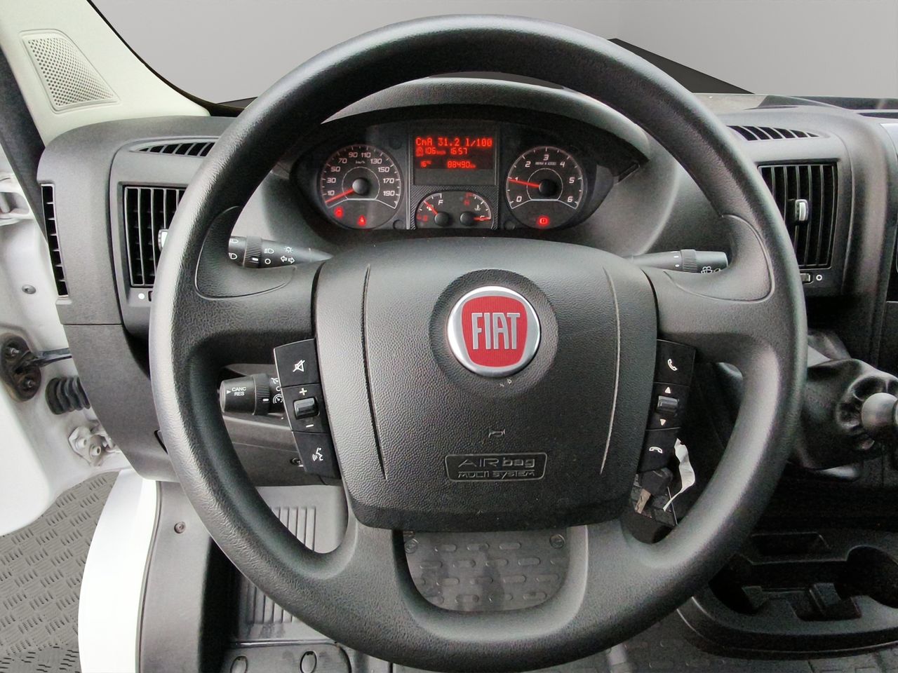 Fiat Ducato 2.2 MULTIJET 103KW L3H3 140 4P - Foto 2