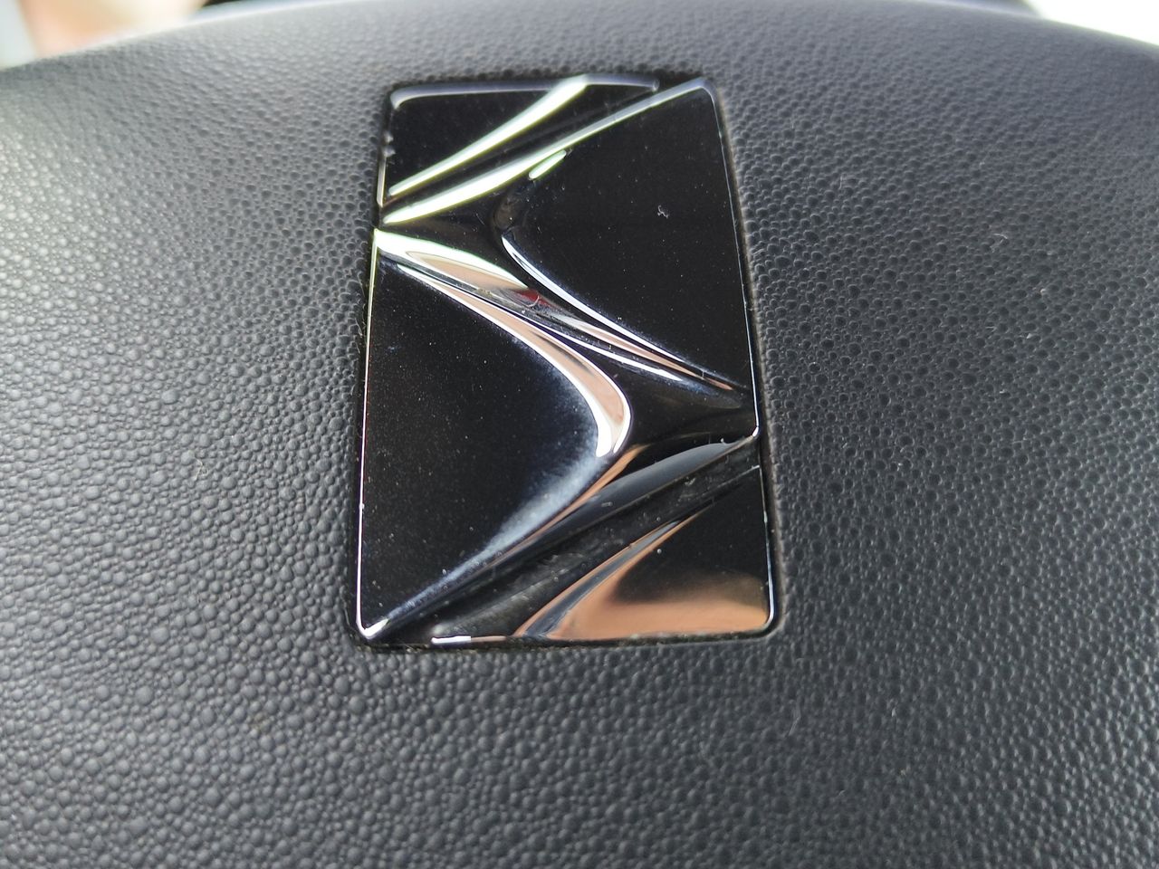 DS DS 3 1.2 TURBO PERFORMANCE LINE 110 3P - Foto 2