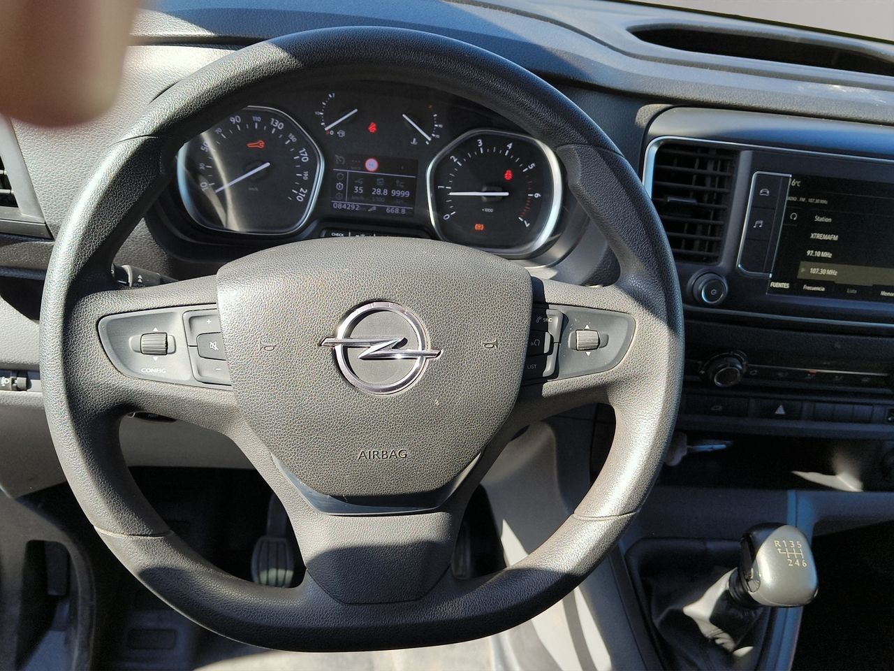 Opel Vivaro 1.5 DIESEL L SELECT 100 4P - Foto 2