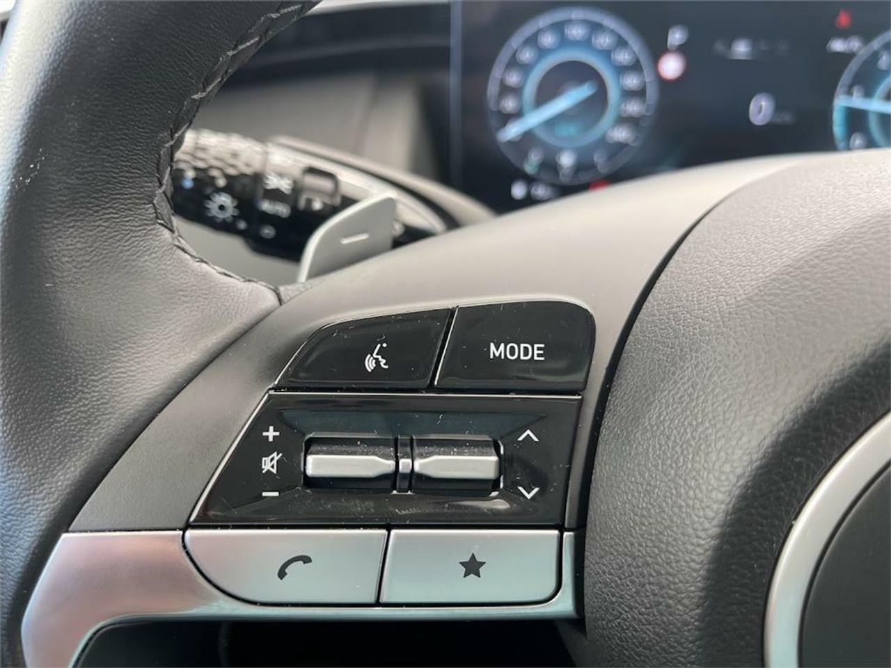 Hyundai Tucson 1.6 CRDI 100kW (136CV) 48V Style DCT 4x4 - foto 7