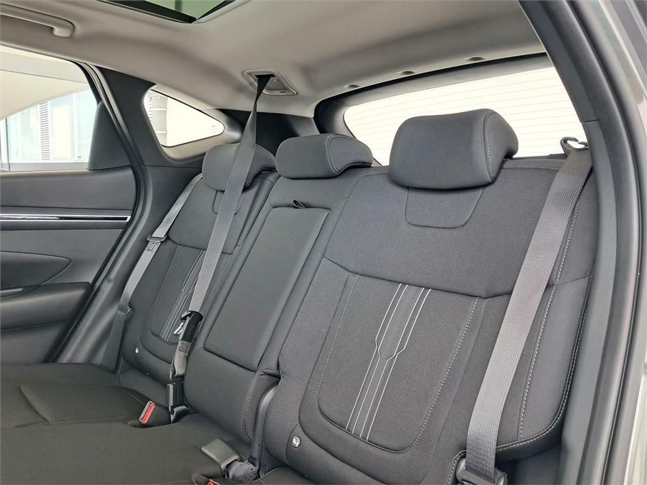 Hyundai Tucson 1.6 TGDI 110kW (150CV) 48V Maxx Sky - foto 13