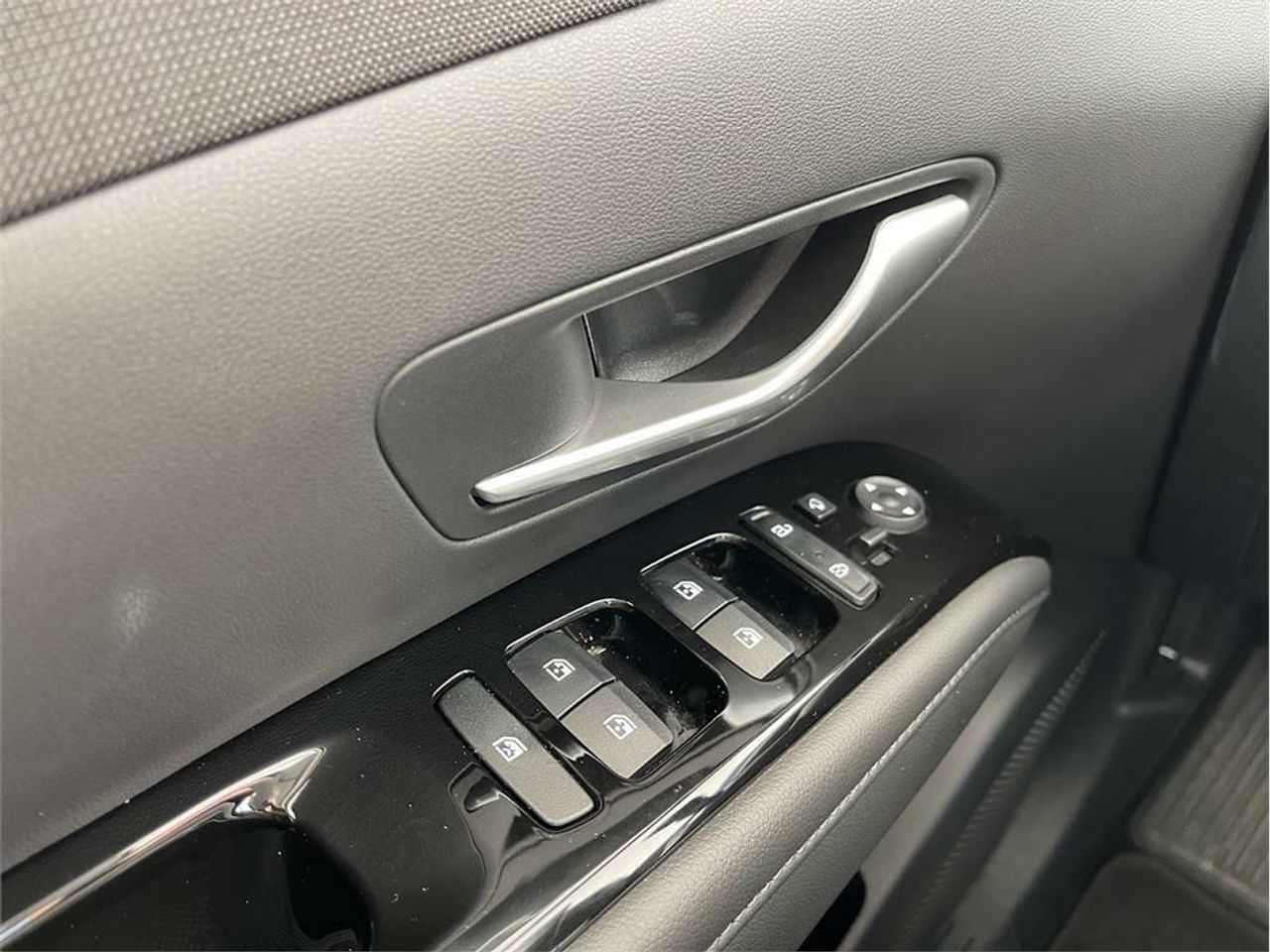 Hyundai Tucson 1.6 TGDI 169kW HEV Tecno Sky Auto - foto 22