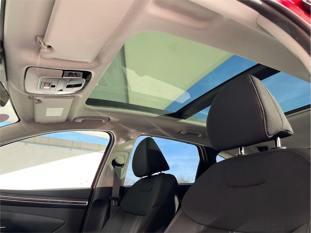 Hyundai Tucson 1.6 TGDI 169kW HEV Tecno Sky Auto - foto 14