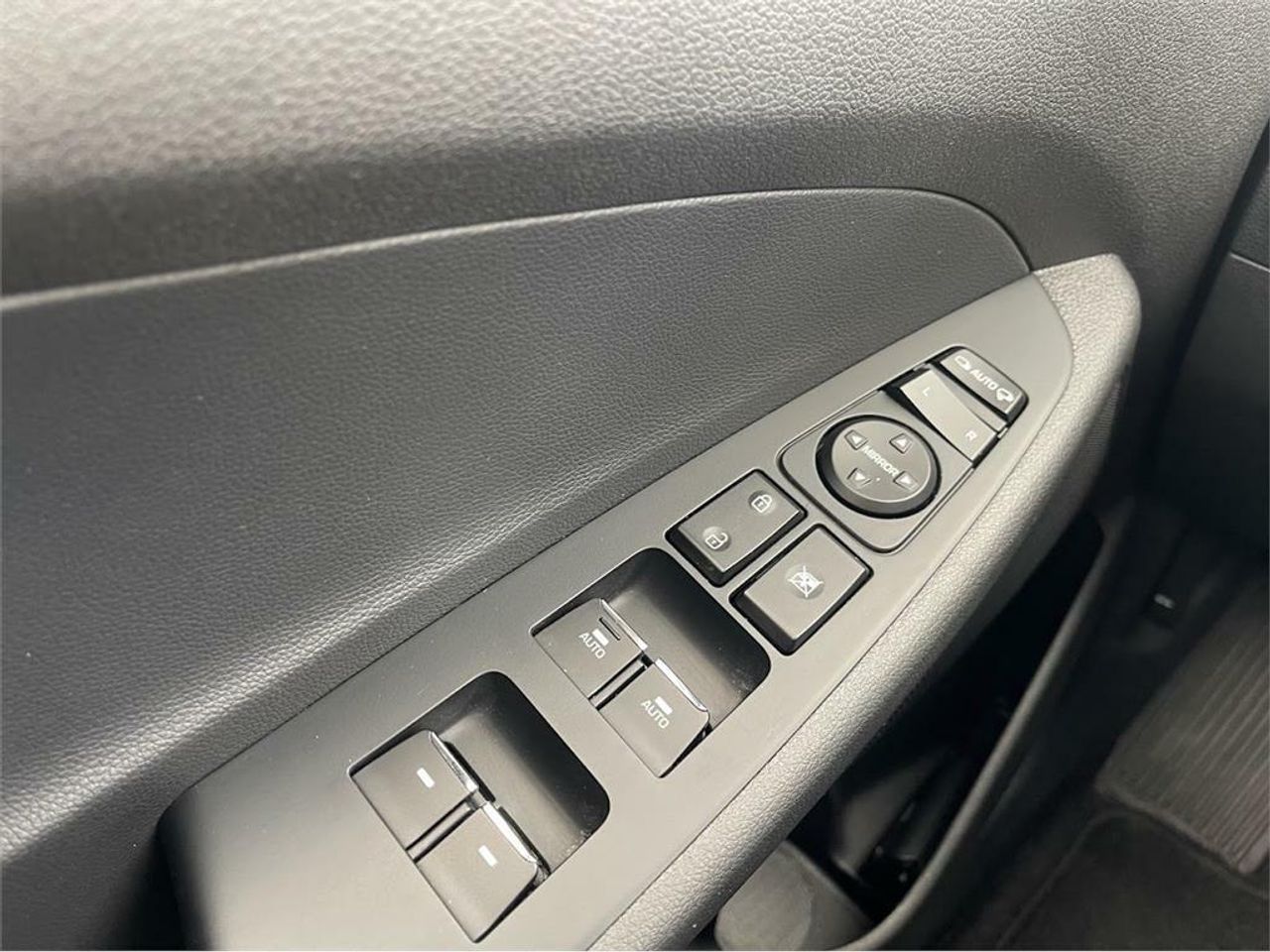 Hyundai Tucson 2.0 CRDI 136kW (185CV) 48V Style AT 4X4 - foto 11