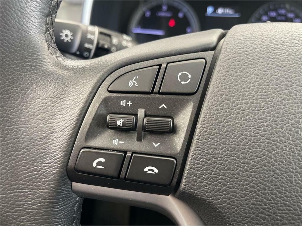 Hyundai Tucson 2.0 CRDI 136kW (185CV) 48V Style AT 4X4 - foto 7