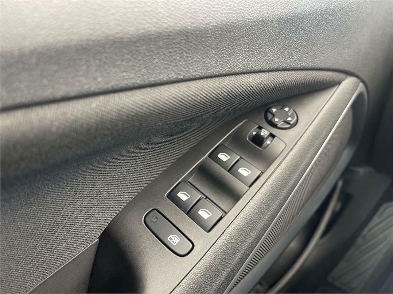 Opel Crossland X 1.6T 73kW (99CV) Excellence - foto 11