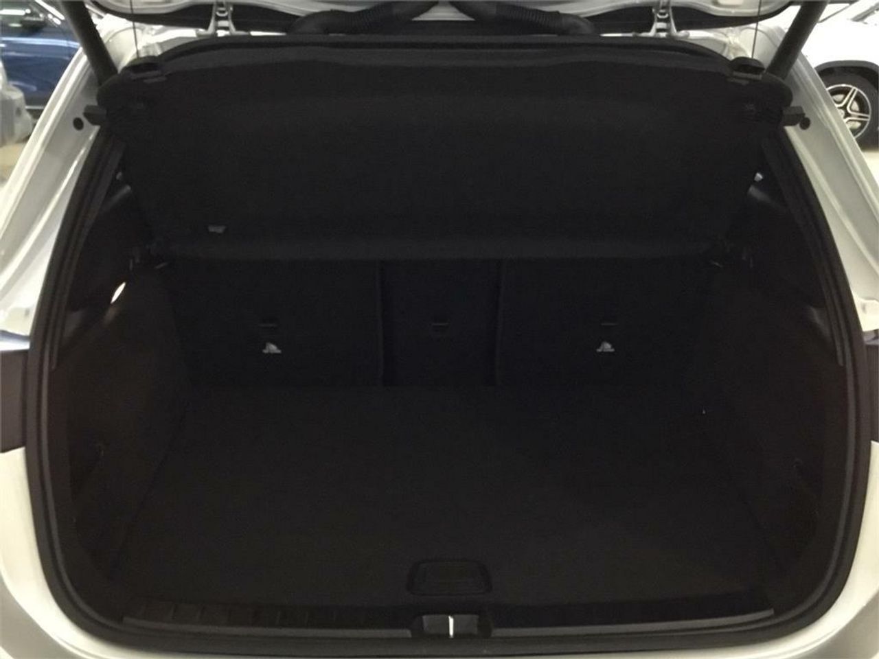 Mercedes EQA EQA 250+ - foto 12