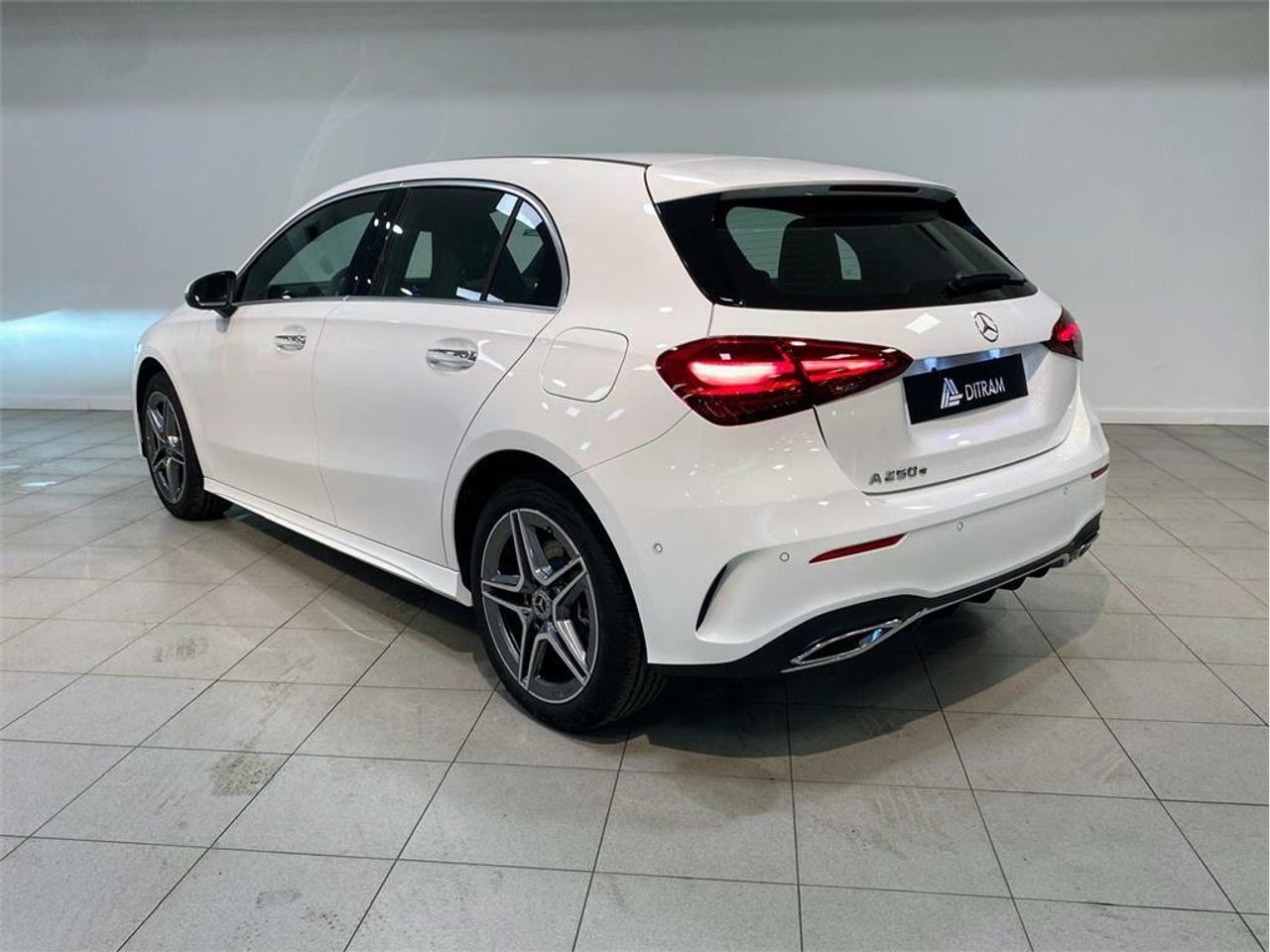 Mercedes Clase A 250 e - foto 4