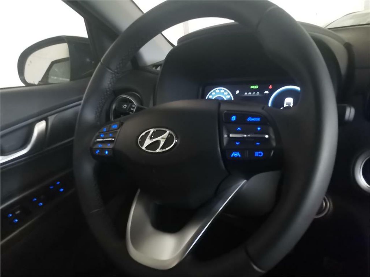 Hyundai Kona EV 115kW 48kWh Tecno 2C - foto 15