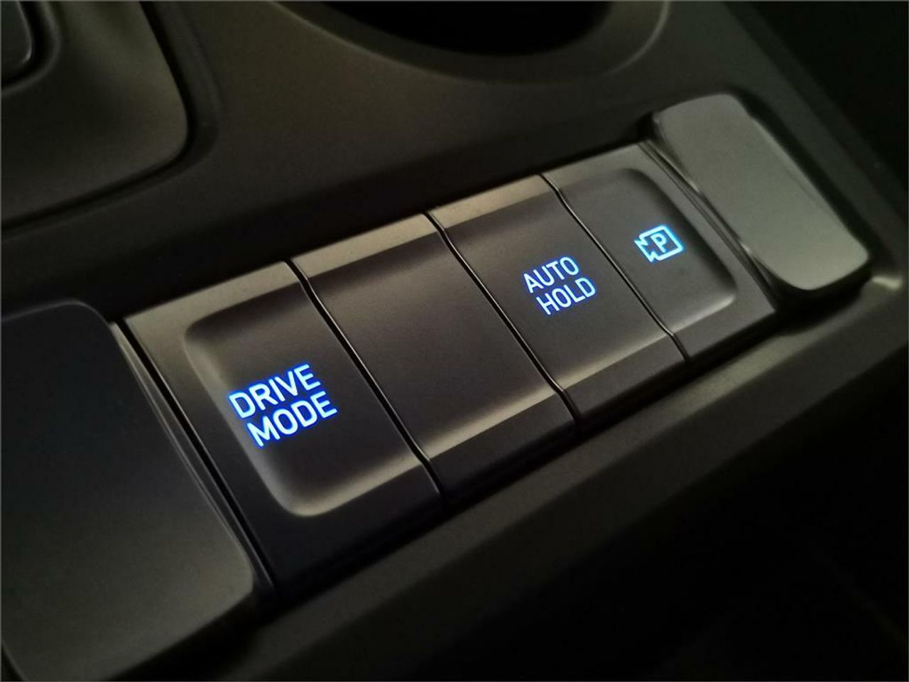 Hyundai Kona EV 115kW 48kWh Tecno 2C - foto 24