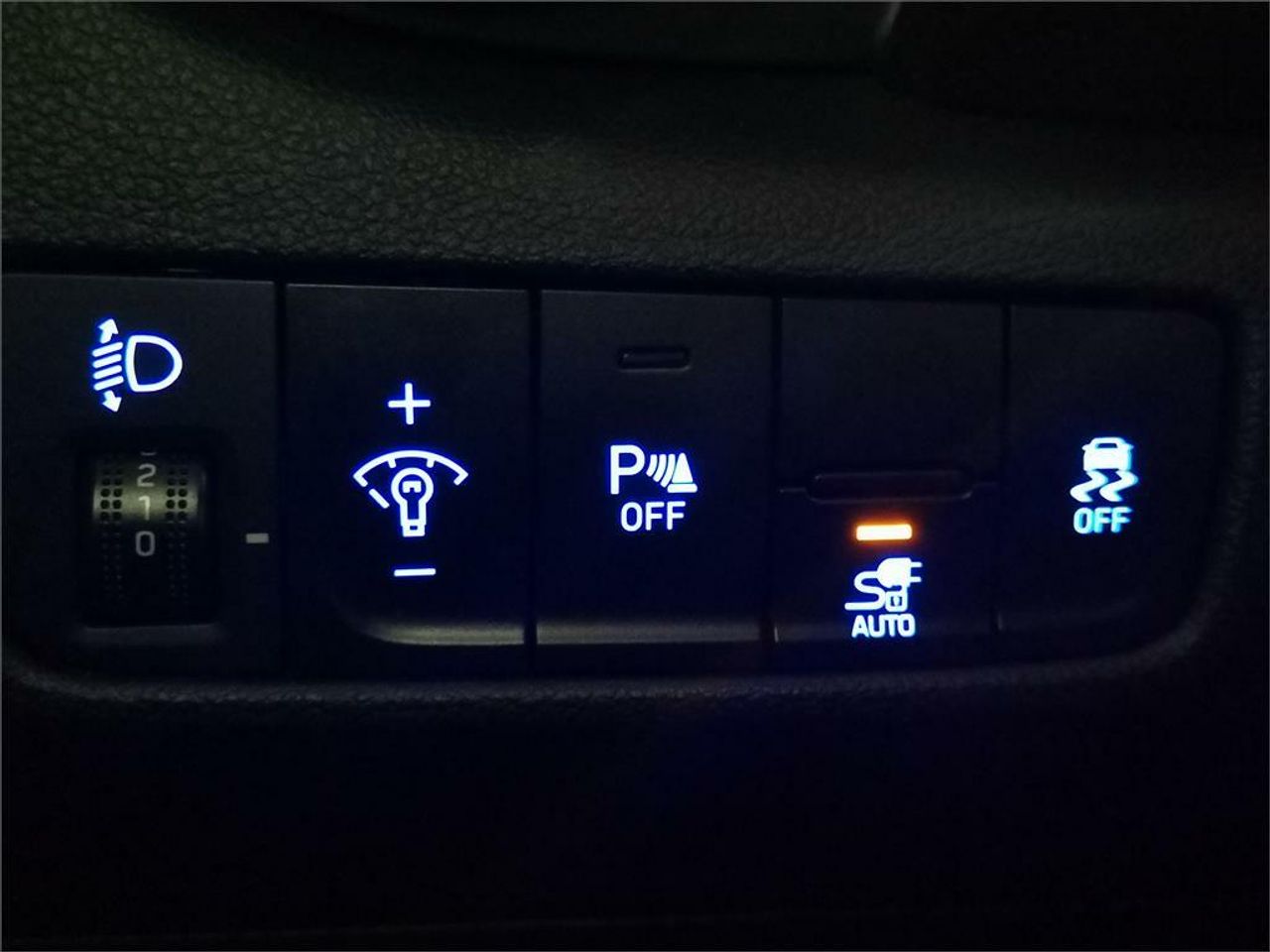 Hyundai Kona EV 115kW 48kWh Tecno 2C - foto 25