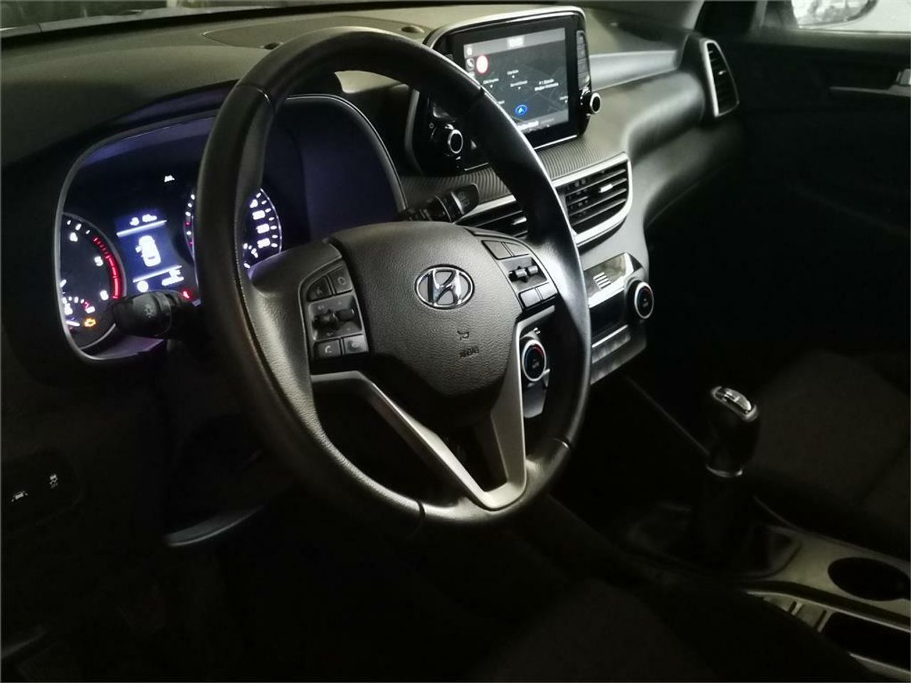 Hyundai Tucson 1.6 CRDI 85kW (116CV) 48V SLE 4X2 - foto 5