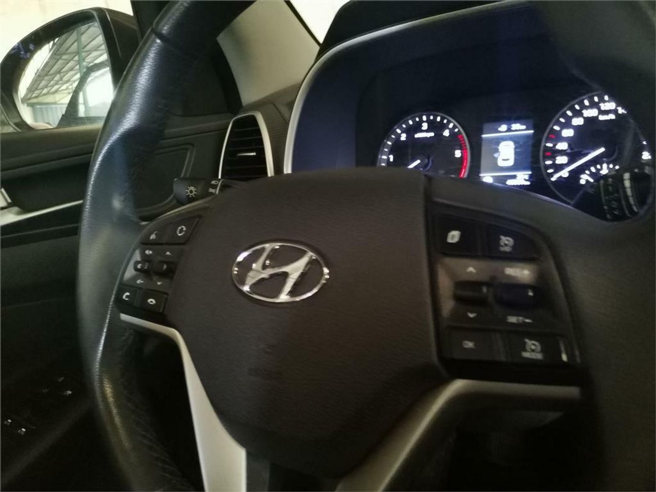 Hyundai Tucson 1.6 CRDI 85kW (116CV) 48V SLE Sky 4X2 - foto 12