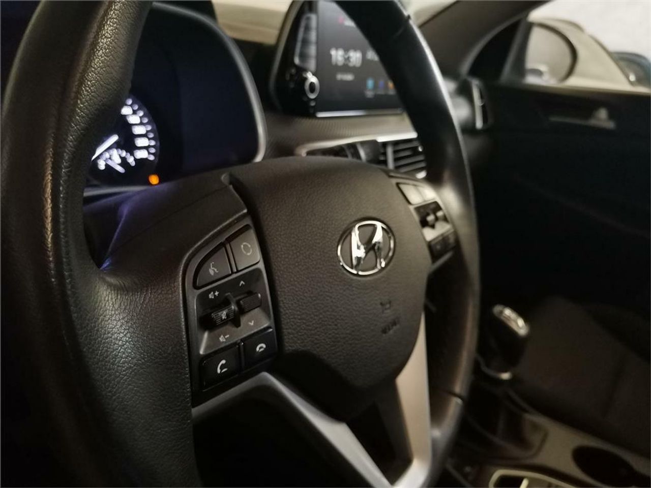 Hyundai Tucson 1.6 CRDI 85kW (116CV) 48V SLE Sky 4X2 - foto 14