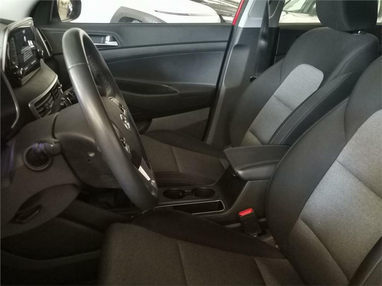 Hyundai Tucson 1.6 CRDI 85kW (116CV) 48V SLE Sky 4X2 - foto 5