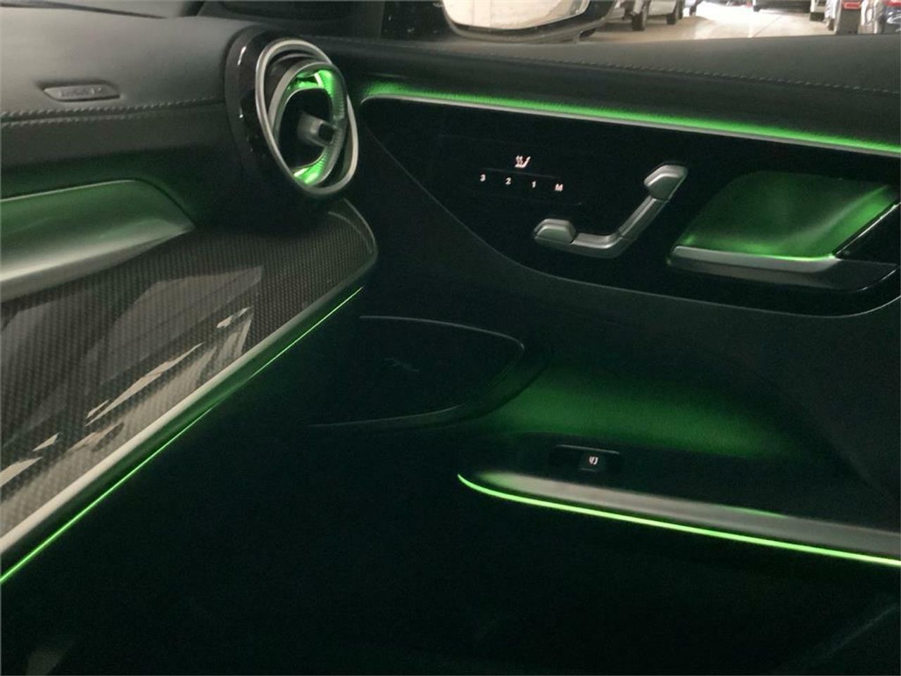 Mercedes Clase C 300 e - foto 24