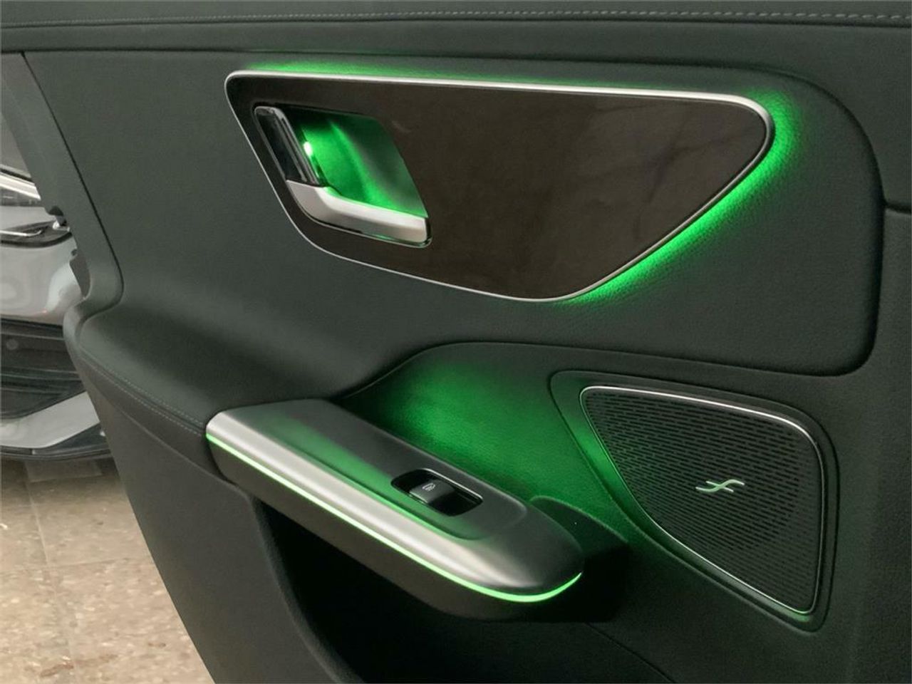 Mercedes Clase C 300 e - foto 17