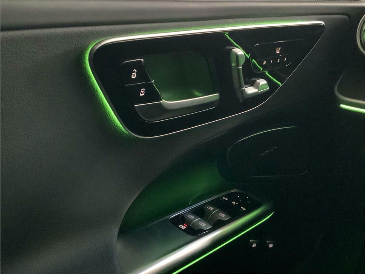 Mercedes Clase C 300 e - foto 15