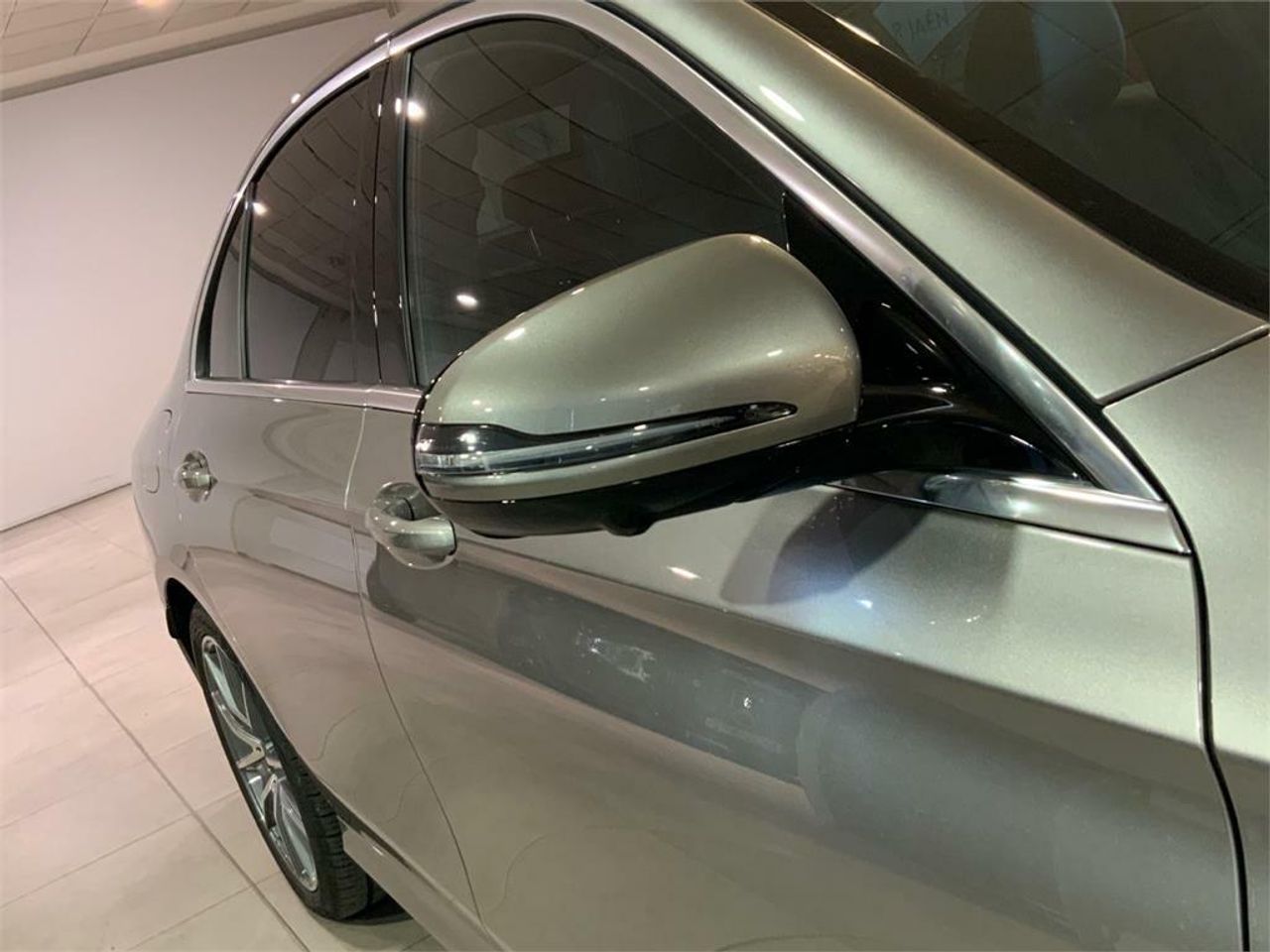 Mercedes Clase E 220 d - foto 27