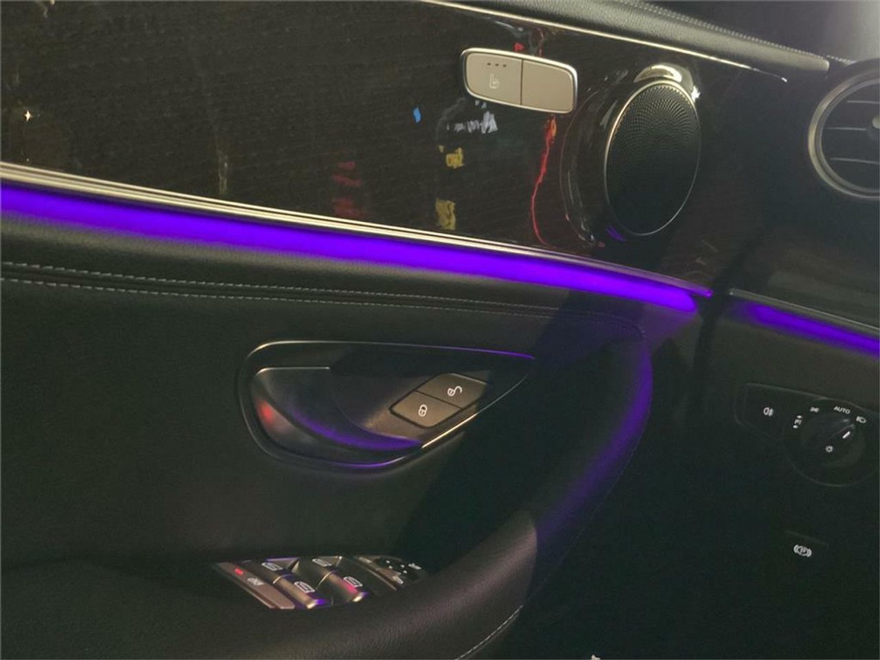 Mercedes Clase E 300 de - foto 16