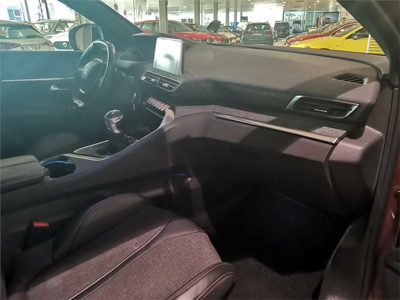 Peugeot 3008 1.2 PURETECH 96KW (130CV) GT LINE S&S - foto 17