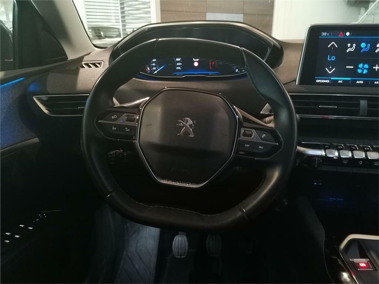 Peugeot 5008 Allure 1.2L PureTech 96kW (130CV) EAT8 - foto 10