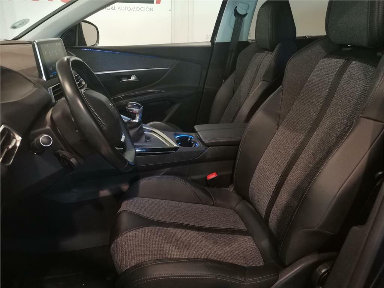 Peugeot 5008 Allure 1.2L PureTech 96kW (130CV) EAT8 - foto 6