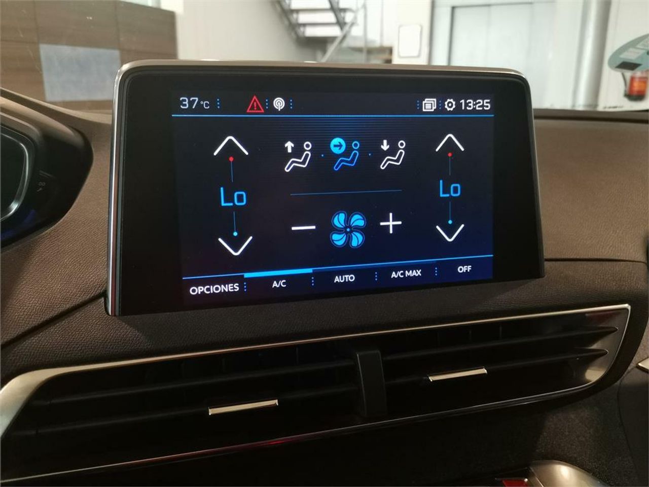 Peugeot 5008 Allure 1.2L PureTech 96kW (130CV) EAT8 - foto 17