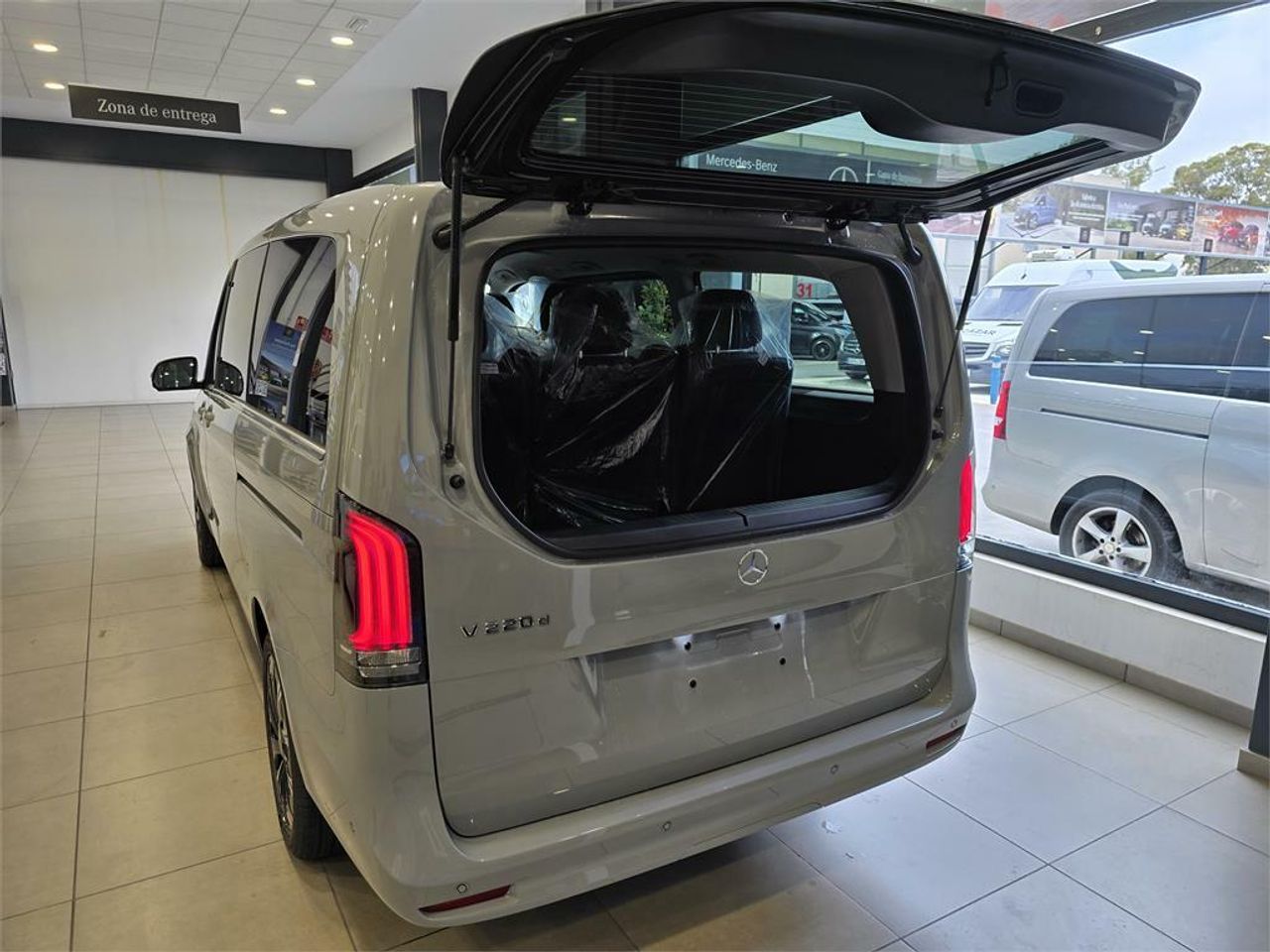Mercedes Clase V 220 d Avantgarde Largo - foto 6