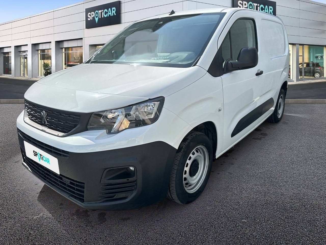 Sillas plastico  de segunda mano - peugeot partner 2022 /