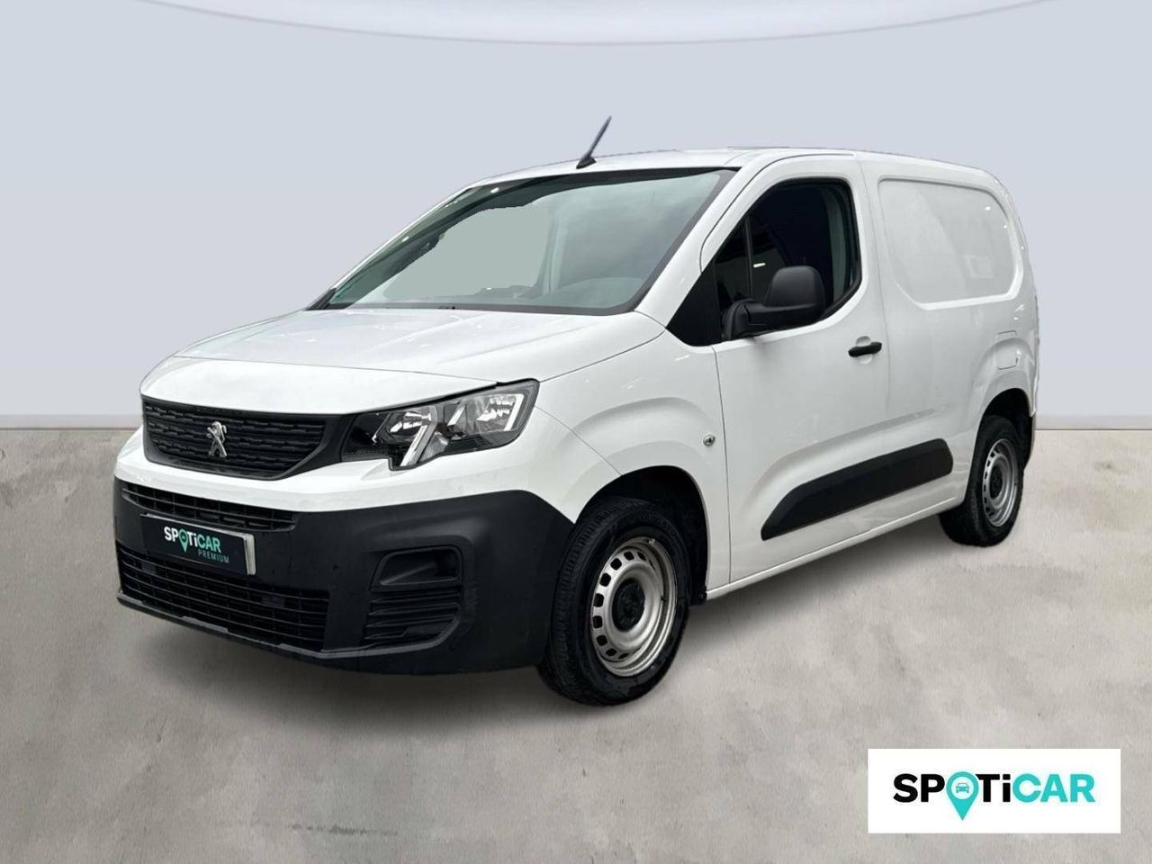 Sillas plastico  de segunda mano - peugeot partner 2021 /