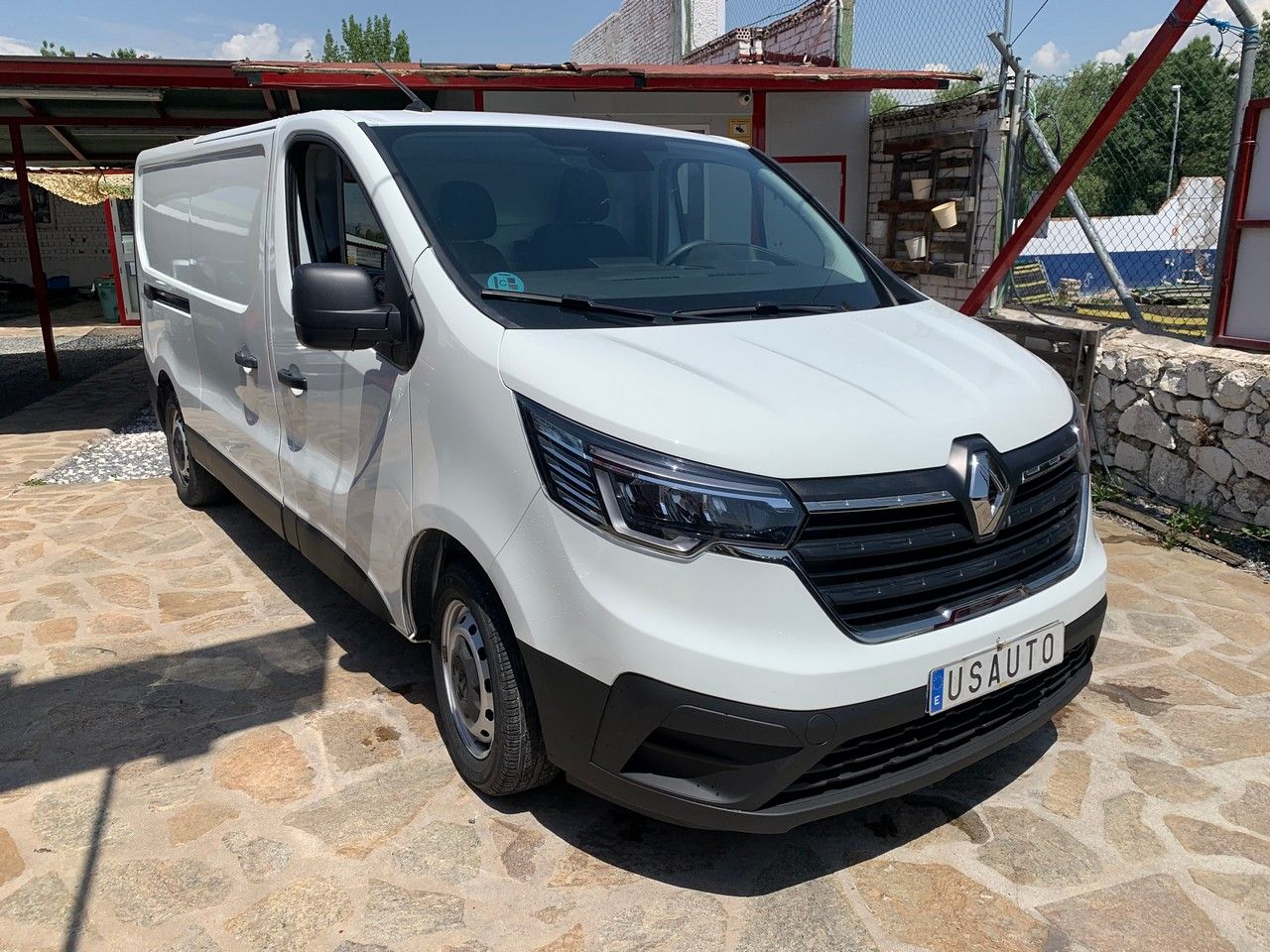 renault trafic 2023 / foto grande (2)