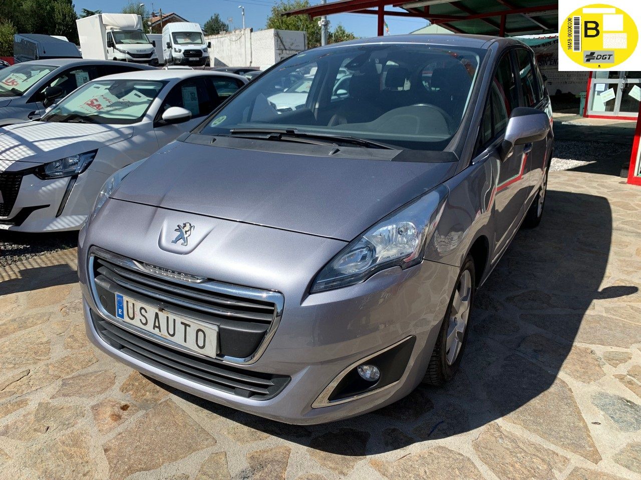 Peugeot 5008 ACTIVE eHDI 115 CV AUTOMATICO