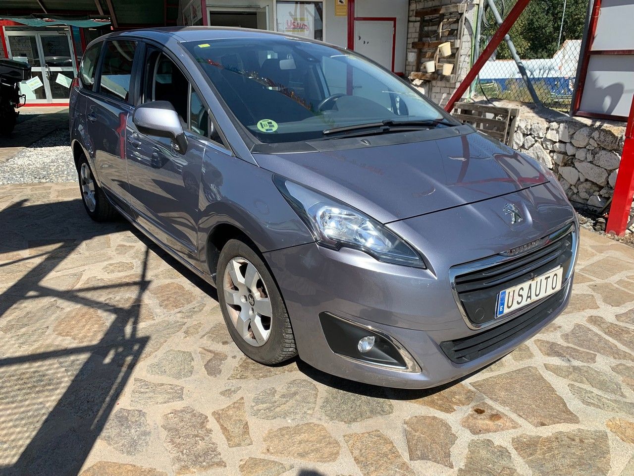 Peugeot 5008 ACTIVE eHDI 115 CV AUTOMATICO