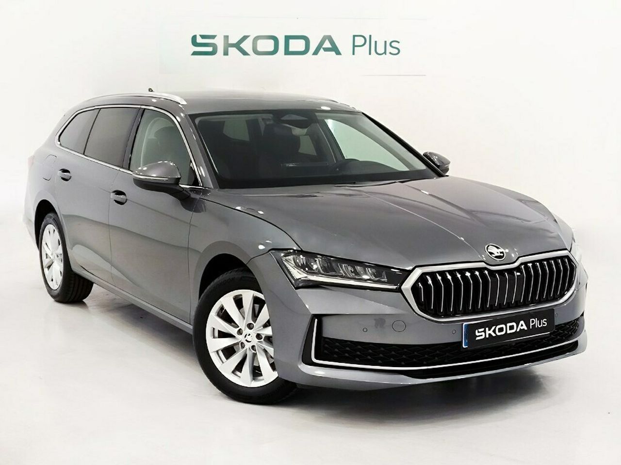 skoda superb 2025 /