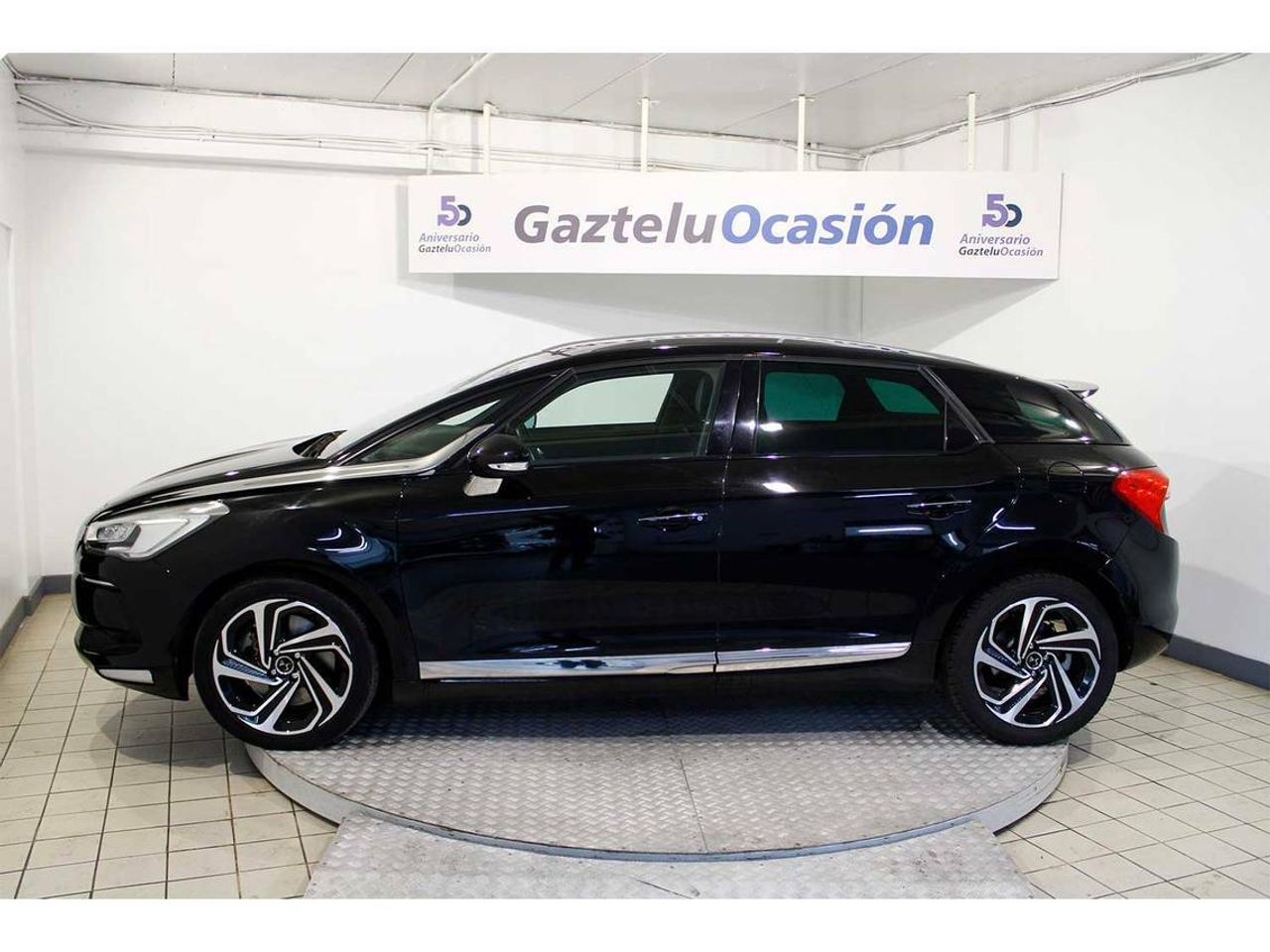 ds automobiles ds 5 2018 / foto grande (2)