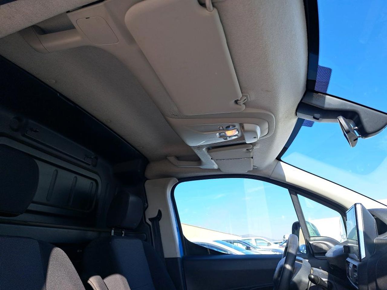 peugeot partner 2019 / foto grande (2)