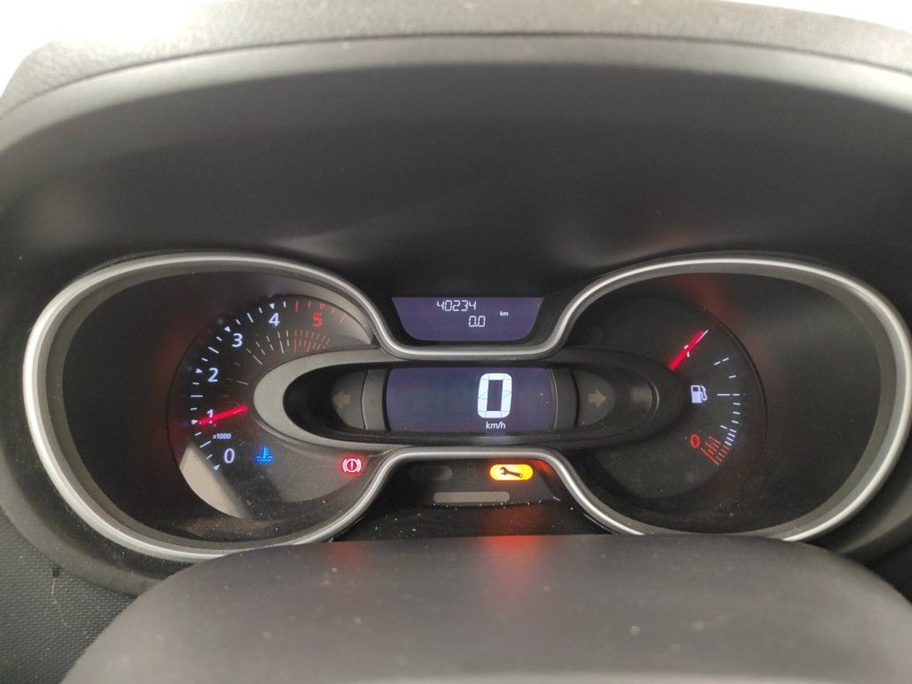 renault trafic 2021 / foto grande (3)