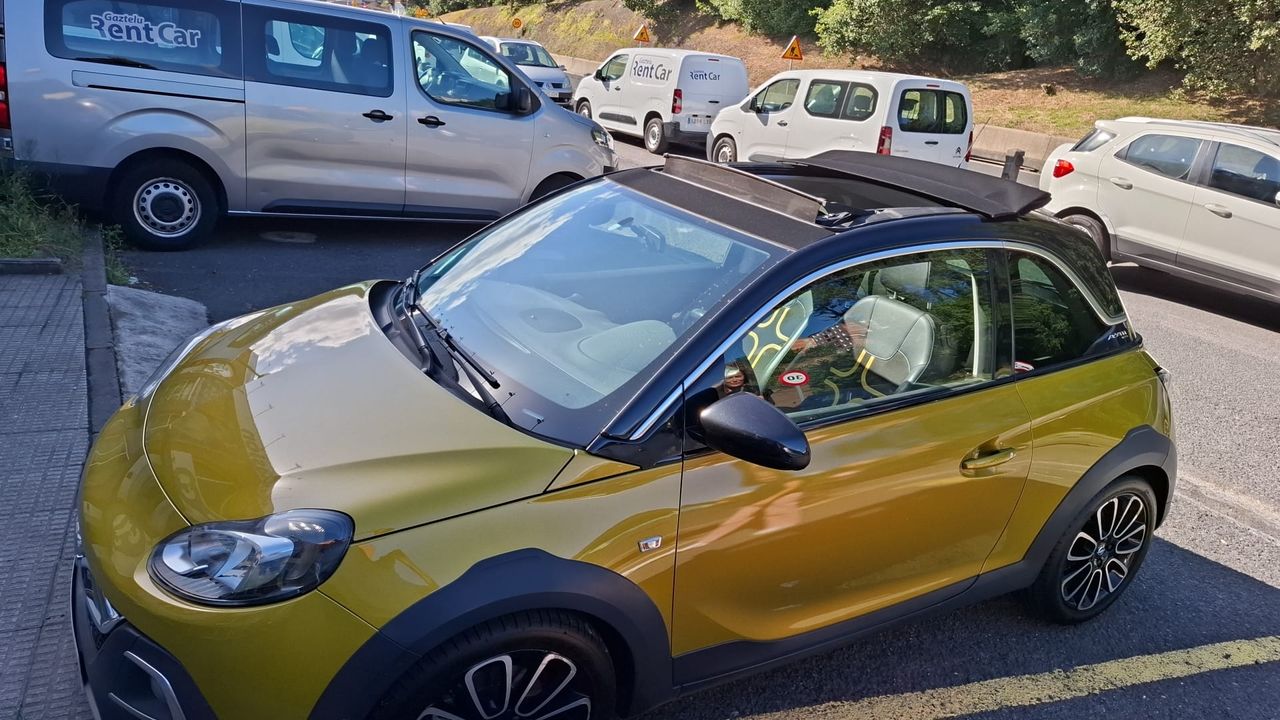 opel adam 2015 /