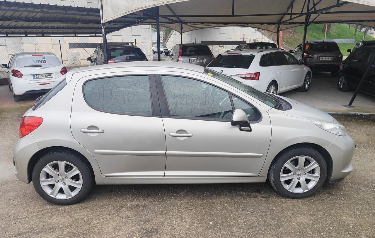 peugeot 207 2007 / foto grande (2)